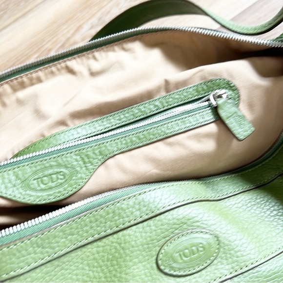 Tod's Miky Nomade Media Bag - Green Shoulder Weekend Bag - Picture 5 of 15
